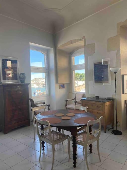 Vue Imprenable Sur Le Rhone Arles Camargue Appartement Buitenkant foto