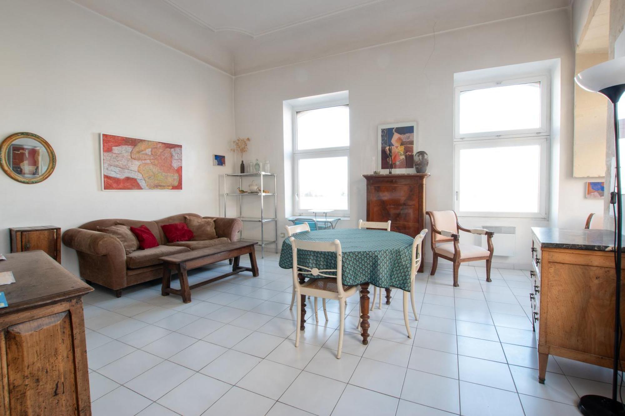 Renne - Vue Imprenable Sur Le Rhone Appartement Arles Buitenkant foto